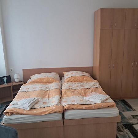 Sd Urbankova 2 Hostel Кошице Екстериор снимка